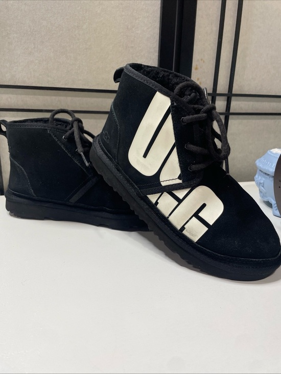 UGG Shoes - UGG Neumel Chopd Boots Black Suede Women's USA 5 - EU 37 Unisex Chukka